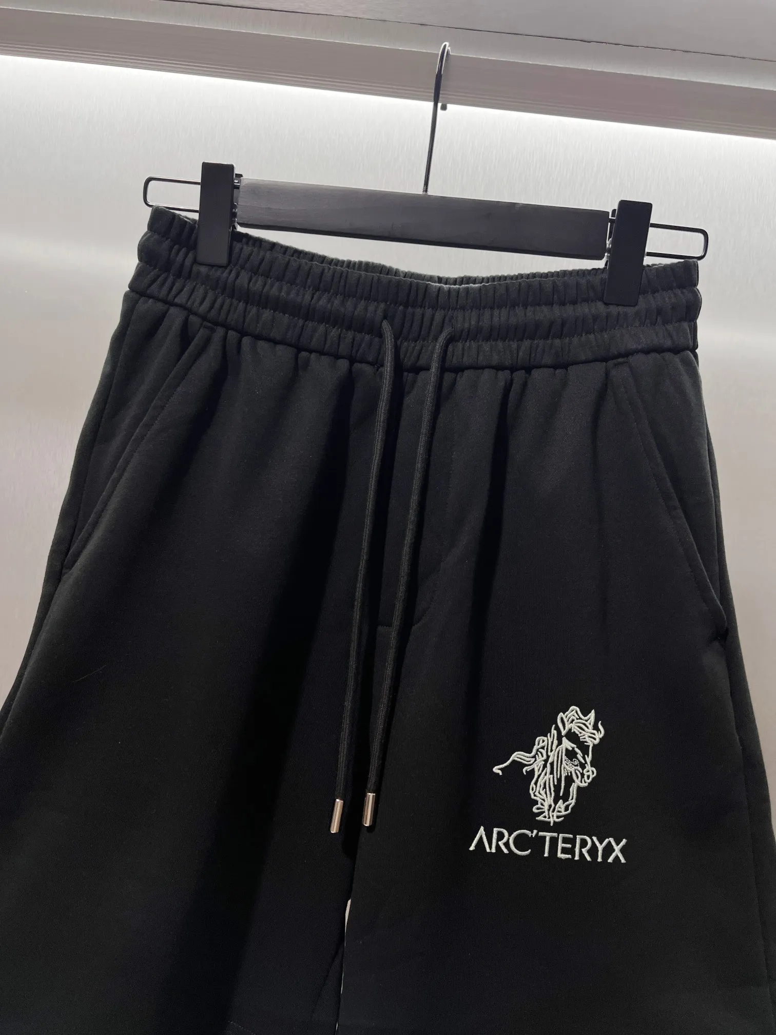 ARC TERYX* Classic Logo ✅ Quality ‼ ● ● ● ● 1：1 ● + ● ●Size：S M L XL